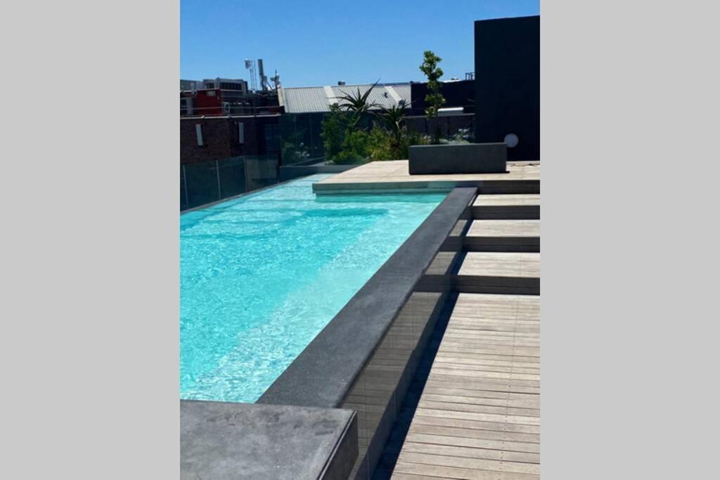 Modern Apartment In The Docklands, De Waterkant, Cape Town Stunning Views, Gorgeous Pool Deck المظهر الخارجي الصورة